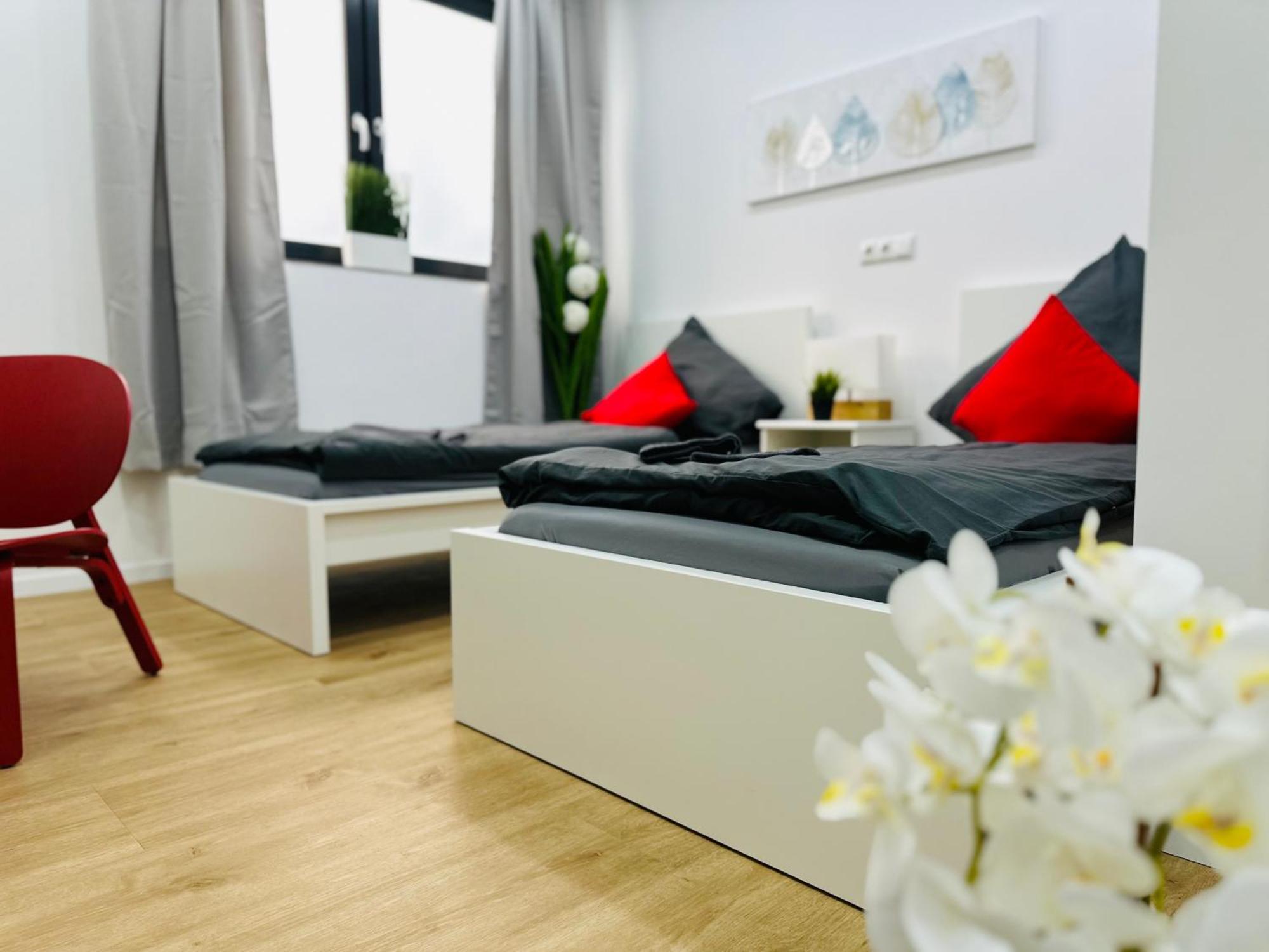 Doppelzimmer Mira 4 Pulheim Extérieur photo